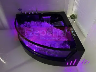 Wanna z hydromasażem CN-3131 LED ZEWNĘTRZNY narożna 150cmx150cmx59cm z podgrzewaczem