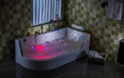 Wanna z hydromasażem CL-3132 prostokątna 150cmx75cmx59cm lewa