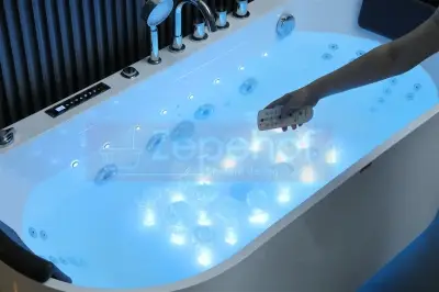 Wanna z hydromasażem EB-802 prostokątna 170cmx80cmx61cm DYSZE OBROTOWE, WODOSPADY, PILOT