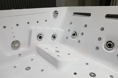 Wirujące dysze Wanna z hydromasażem EB-100 prostokątna 180cmx120cmx66cm Wodospad LED x 2+Ambiente z podgrzewaczem+pilot