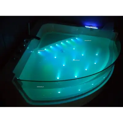 Wanna z hydromasażem C-3131 LED ZEWNĘTRZNY narożna 150cmx150cmx59cm chromoterapia