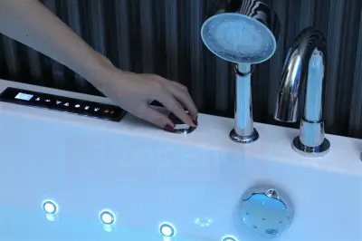 Wanna z hydromasażem EB-802 B prostokątna 150cmx75cmx60cm DYSZE OBROTOWE, PILOT