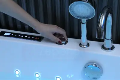 Wanna z hydromasażem EB-802 B prostokątna 150cmx75cmx60cm DYSZE OBROTOWE, PILOT