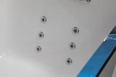 Dysze obrotowe Wanna z hydromasażem EB-373 L prostokątna 166cmx81cmx63cm lewa