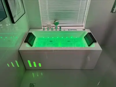 Wanna z hydromasażem LS-4420 150cmx75cmx58cm chromoterapia podgrzewacz