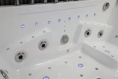 Wirujące dysze Wanna z hydromasażem EB-100 prostokątna 180cmx120cmx66cm Wodospad LED x 2+Ambiente z podgrzewaczem+pilot