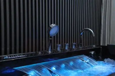 Czarna Wanna z hydromasażem EB-D710 prostokątna 170cmx80cmx60cm z podgrzewaczem+pilot