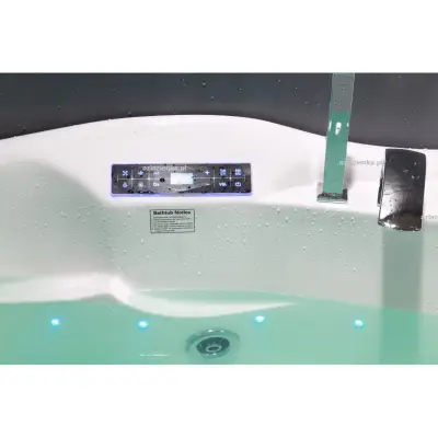 Wanna z hydromasażem C-031 narożna 150cmx150cmx68cm 2-osobowa chromoterapia