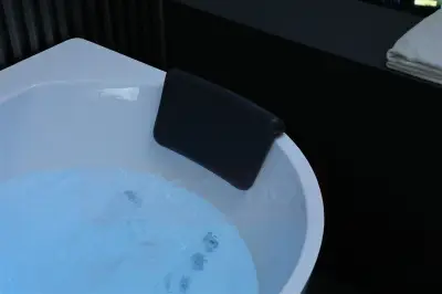 Wanna z hydromasażem EB-802 B prostokątna 150cmx75cmx60cm DYSZE OBROTOWE, PILOT