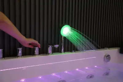 Wirujące dysze Wanna z hydromasażem EB-100 prostokątna 180cmx120cmx66cm Wodospad LED x 2+Ambiente z podgrzewaczem+pilot