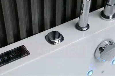 Wanna z hydromasażem EB-802 B prostokątna 150cmx75cmx60cm DYSZE OBROTOWE, PILOT